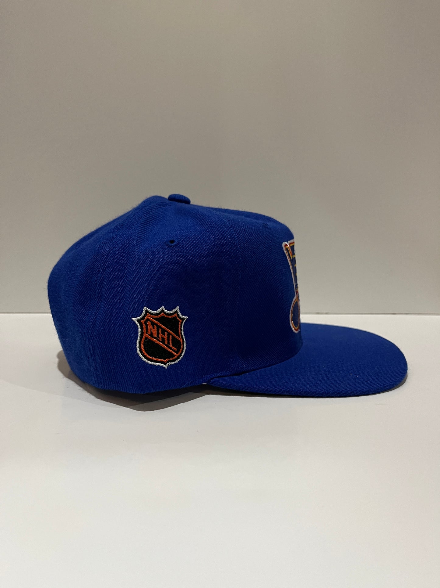 Vintage Sports Specialties St. Louis Blues Snapback Hat